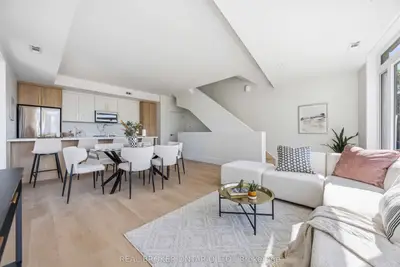 Duplex in Toronto