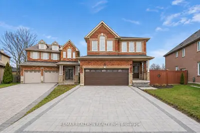 Detached in Toronto