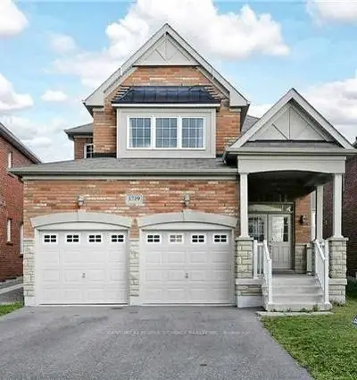 Detached in Oshawa