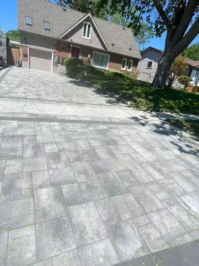34 Grassmere Court, Oshawa, On L1h 3x4