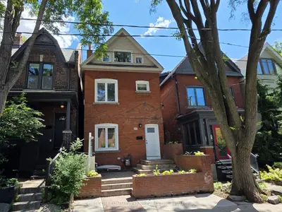 Detached in Toronto