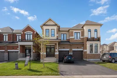 34 Mulgrave Street, Whitby, On L1p 0j9