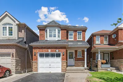 Detached in Pickering