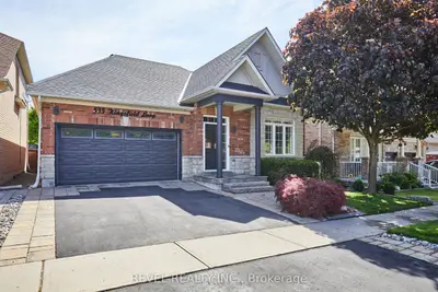 Detached in Oshawa