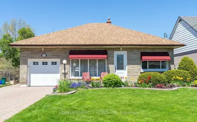 Detached in Oshawa