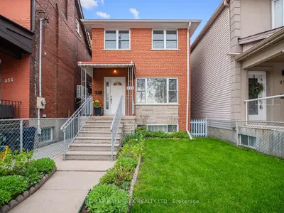 Detached in Toronto