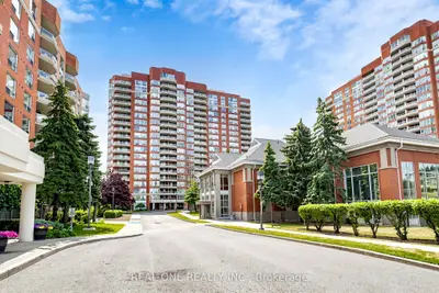 Condo Apartment in Toronto