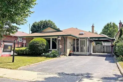 Detached in Toronto