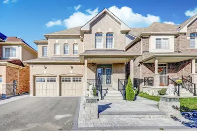 Detached in Clarington