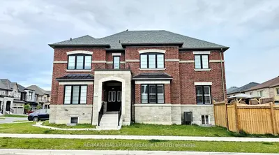 14 Arksey (bsmnt) Street, Whitby, On L1p 0g5