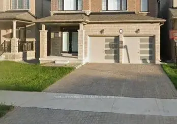 Detached in Oshawa
