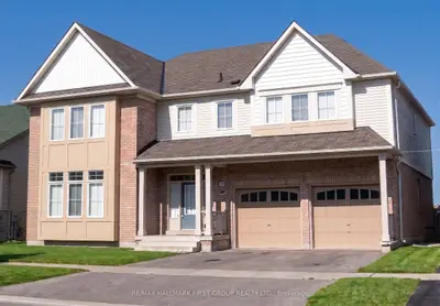 Detached in Oshawa