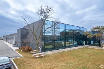 1550 Birchmount Road 202, Toronto, On M1p 2h1