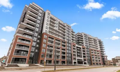 Condo Apartment in Clarington