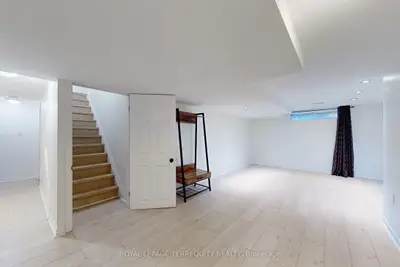 Detached in Oshawa