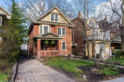 Detached in Toronto