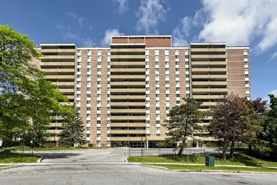 Condo Apartment in Toronto