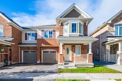 Att/Row/Townhouse in Pickering