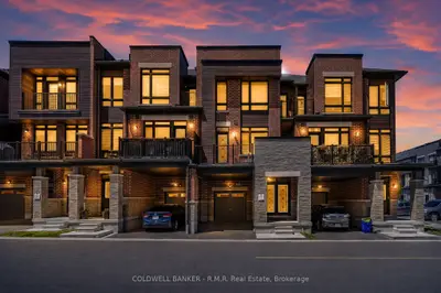 Att/Row/Townhouse in Ajax