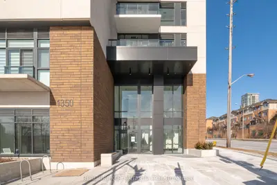 1350 Ellesmere Road 327, Toronto, On M1p 0g6