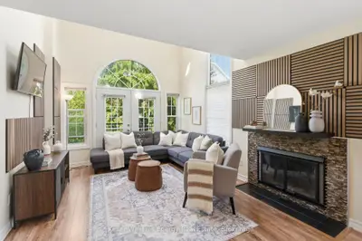 Condo Townhouse in Clarington