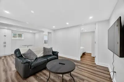Detached in Pickering