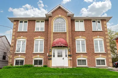Detached in Oshawa