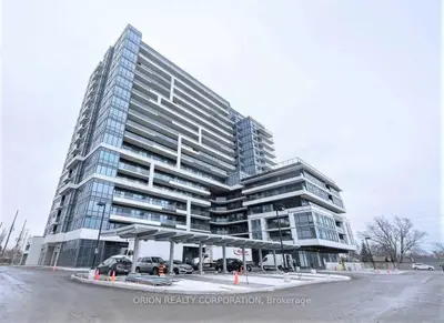 Condo Apartment in Pickering