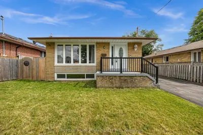 Detached in Toronto