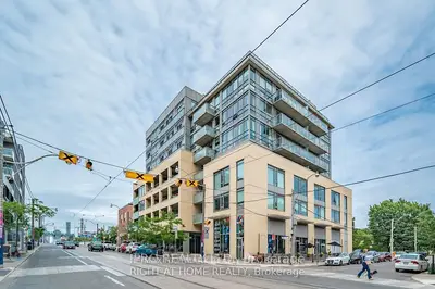 Condo Apartment in Toronto