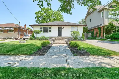 Detached in Oshawa