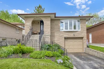 Detached in Oshawa