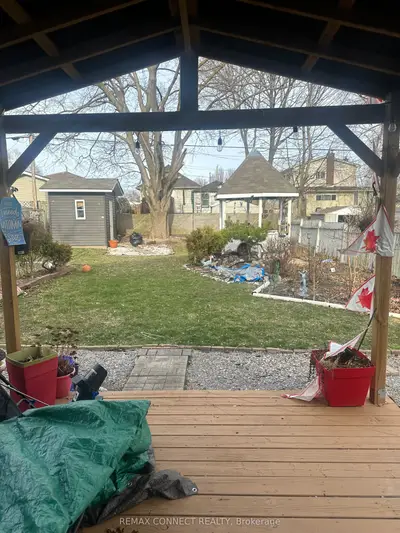 57 Fernhill Boulevard, Oshawa, On L1j 5j1