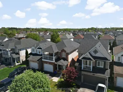 166 Hutton Place, Clarington, On L1c 5k2