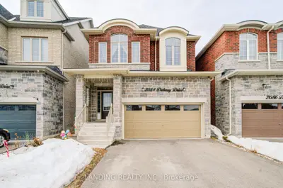 Detached in Pickering