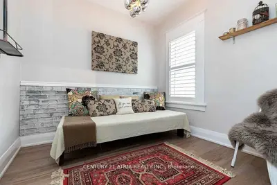 639 Mortimer Avenue, Toronto, On M4c 2j9