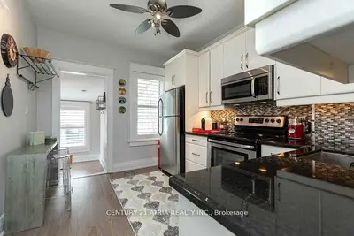 639 Mortimer Avenue, Toronto, On M4c 2j9