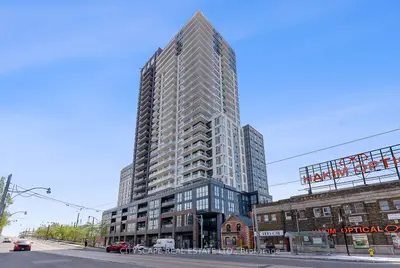 Condo Apartment in Toronto