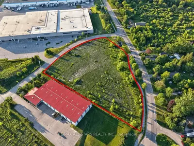 2600 Thickson Road S, Whitby, On L1n 9n3