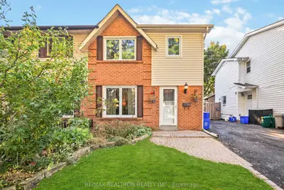 Semi-Detached in Oshawa