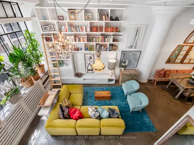 Condo Apartment in Toronto