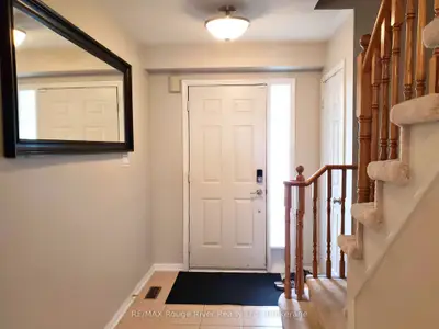 115 Kirkland Place, Whitby, On L1p 1w9