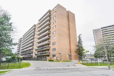 Condo Apartment in Toronto