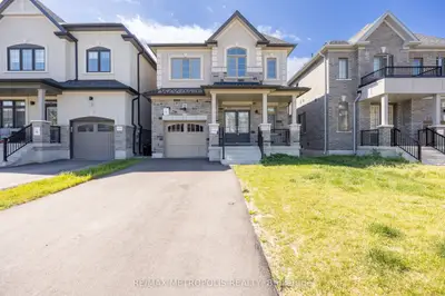 Detached in Clarington