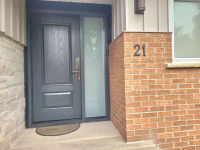 21 Heda Court, Whitby, On L1n 5y9