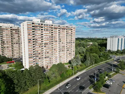 Condo Apartment in Toronto