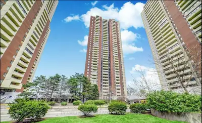 Condo Apartment in Toronto