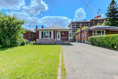 Detached in Toronto
