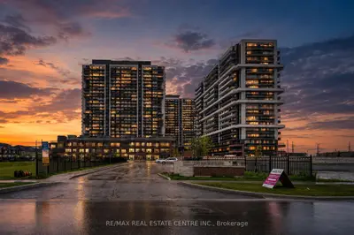 Condo Apartment in Oshawa