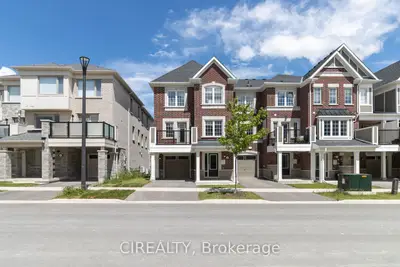 Att/Row/Townhouse in Pickering